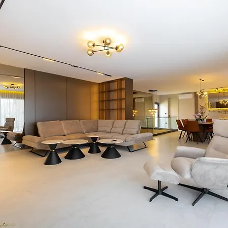 Villa Forest Nest